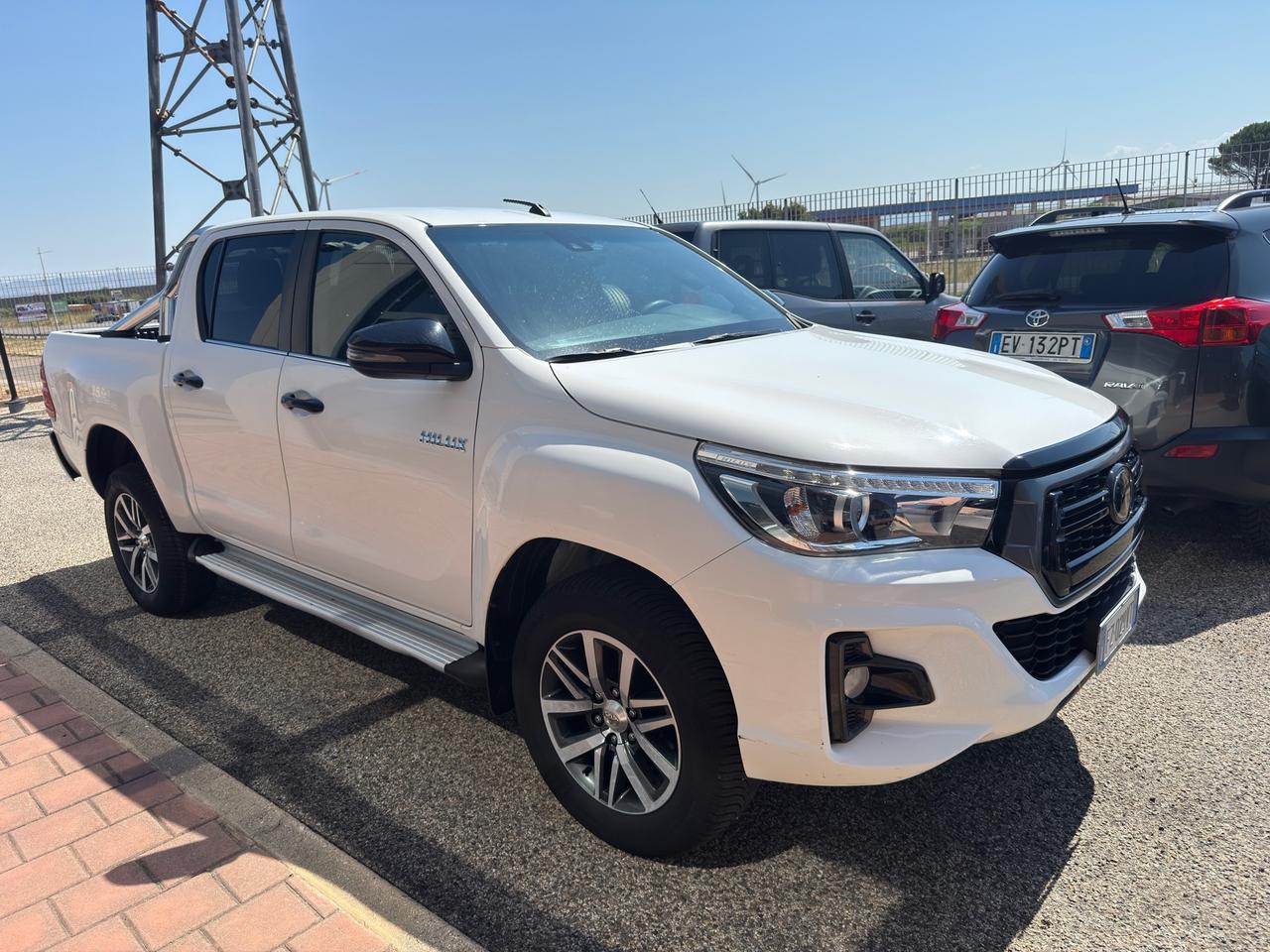 Toyota Hilux 2.4 D-4D 4WD Executive IVA ESP.