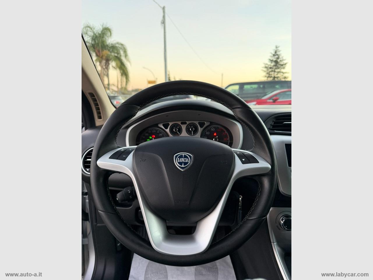 LANCIA Delta 1.4 T-Jet 120 CV PLATINUM Ecochic GPL