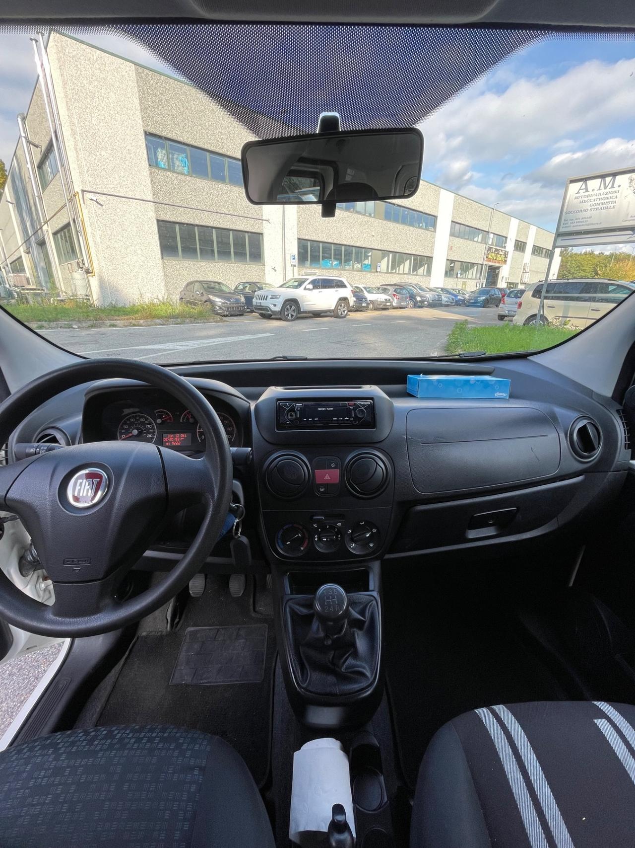 Fiat Fiorino Combi Semivetrato 2011