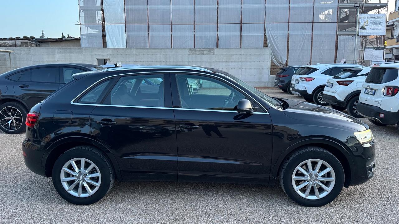 Audi Q3 2.0 TDI Buisness plus -2012