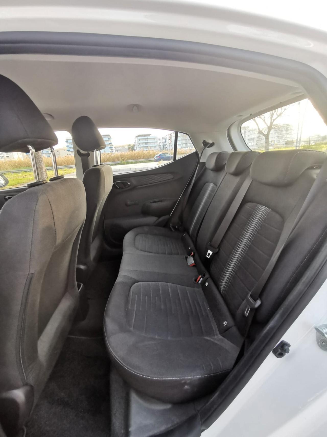 Hyundai i10 1.0 MPI Tech A/T solo km.39000