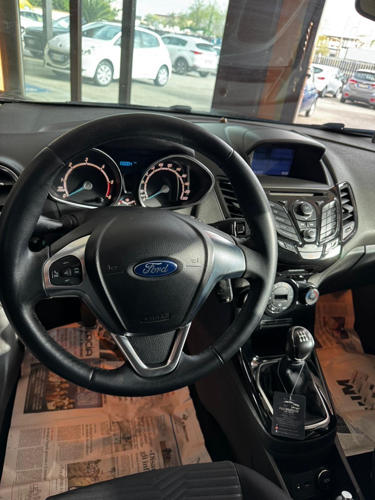 Ford Fiesta 1.5 TDCi 75CV 5 porte Titanium