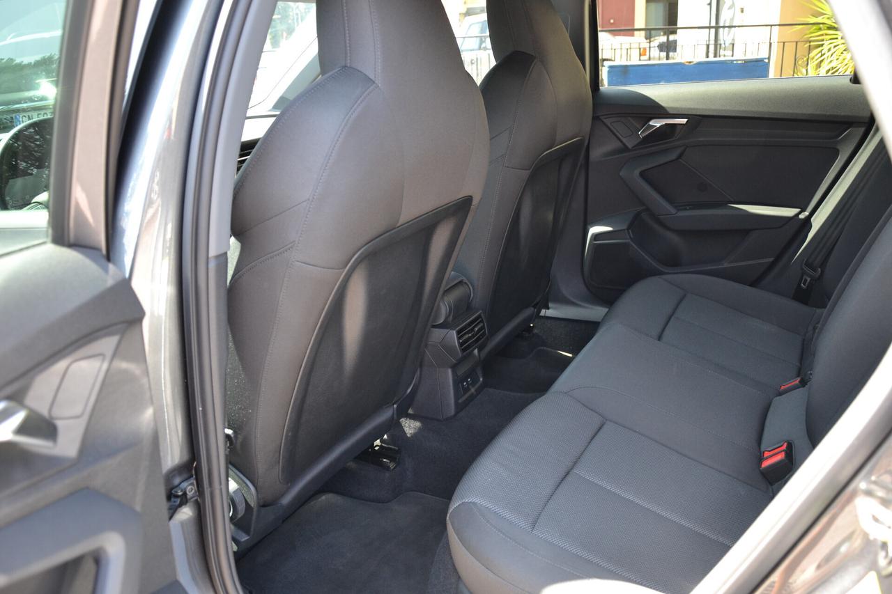 Audi A3 2.0 TDI S-LINE SEDAN **VIRTUAL-LED-PDC*PREZZO VERO