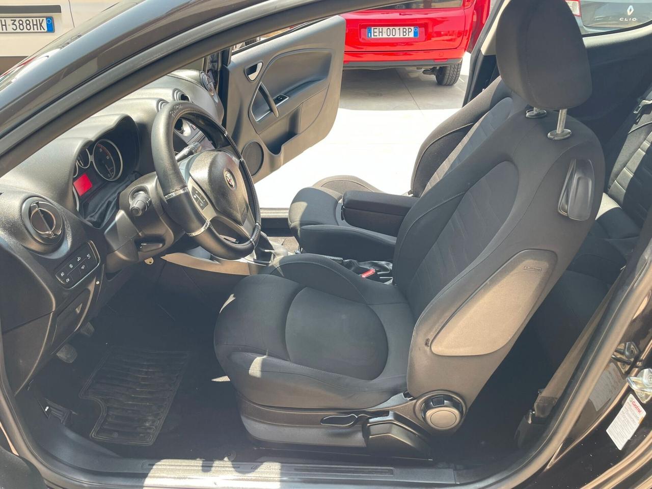 Alfa Romeo MiTo 1.3 JTDm 85 CV