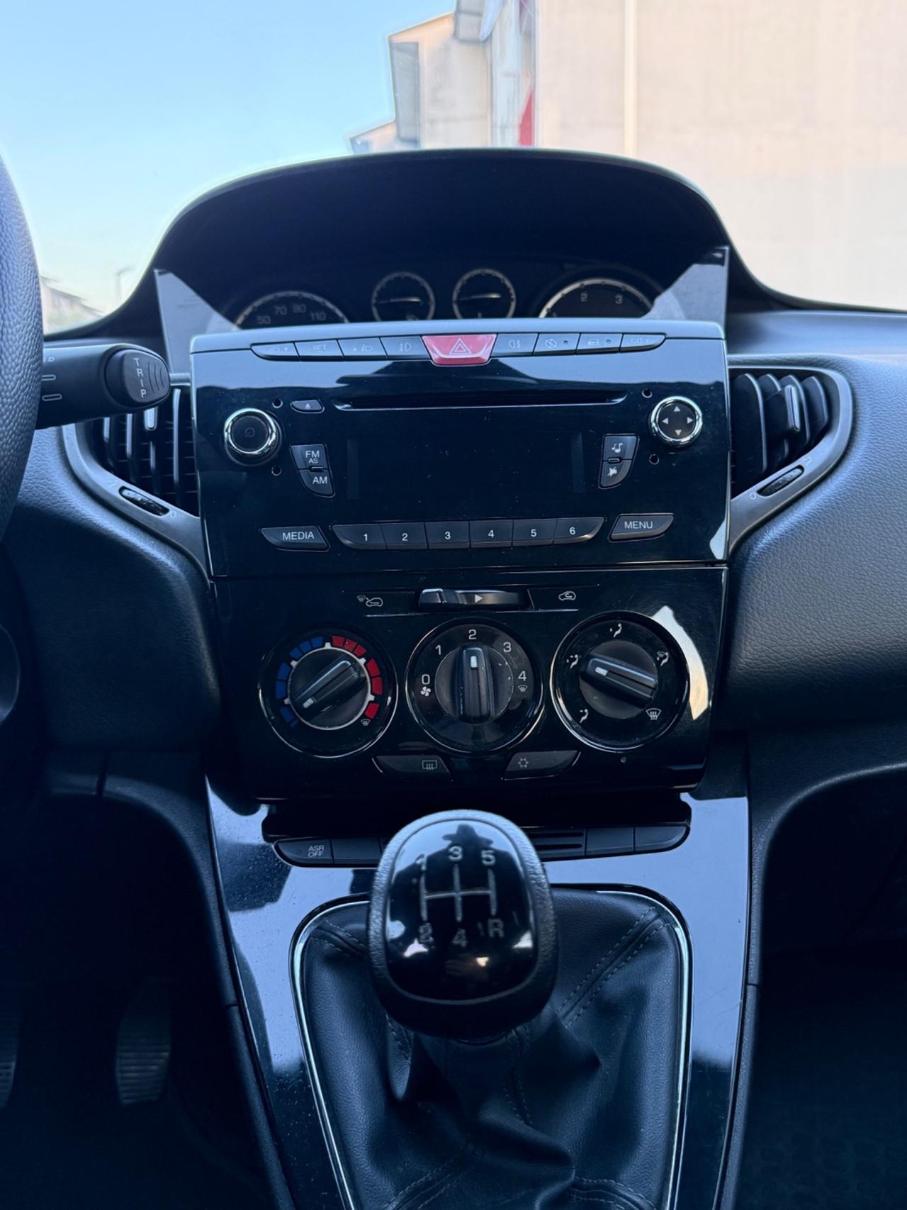Lancia Ypsilon 1.3 MJT 16V 95 CV 5 porte S&S Platinum