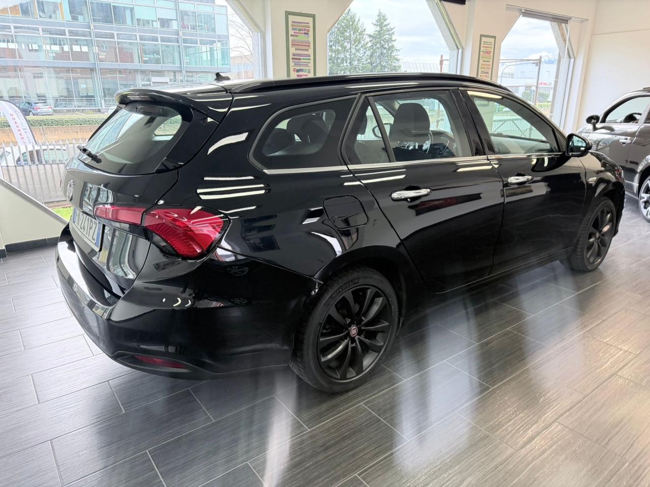 Fiat Tipo 1.6 Mjt S&S SW Lounge