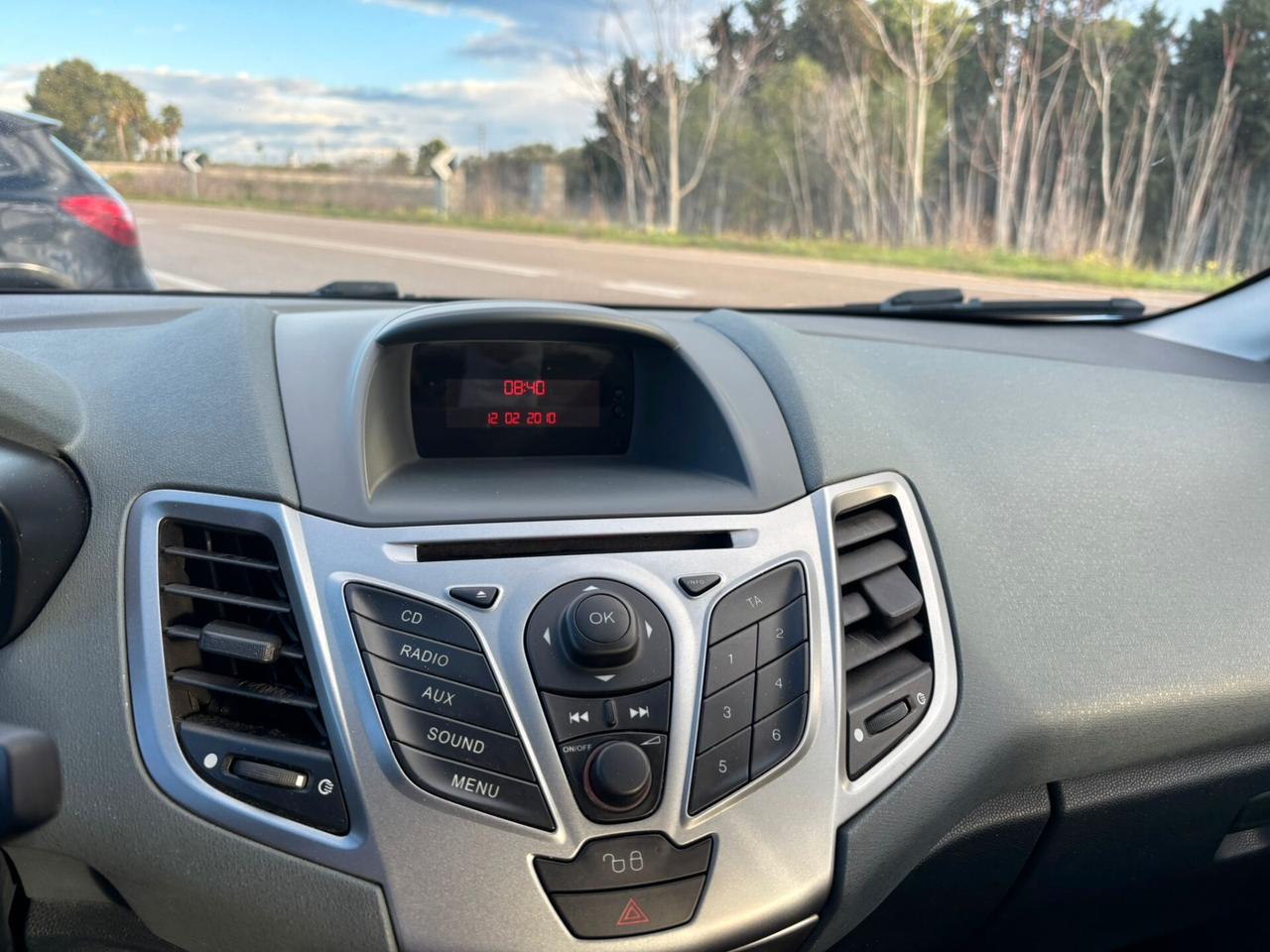 Ford Fiesta 1.4 5 porte Bz.- GPL OTTIME CONDIZIONI