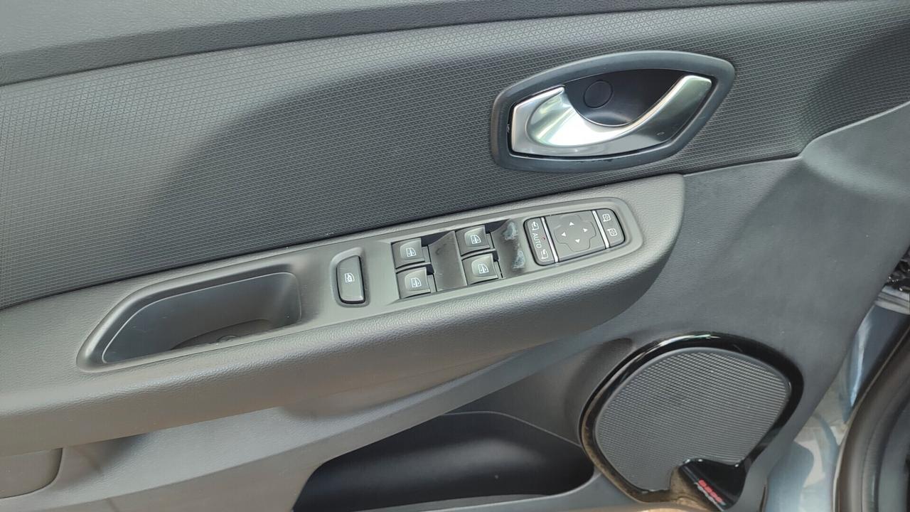 Renault Clio TETTO PANORAMICO