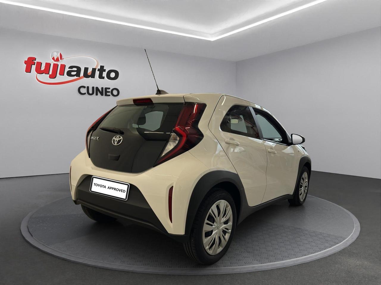 Toyota Aygo X 1.0 Active 72cv