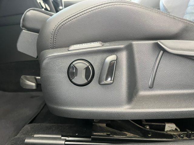 VOLKSWAGEN Passat Variant 2.0 TDI DSG Business BlueMotion Tech