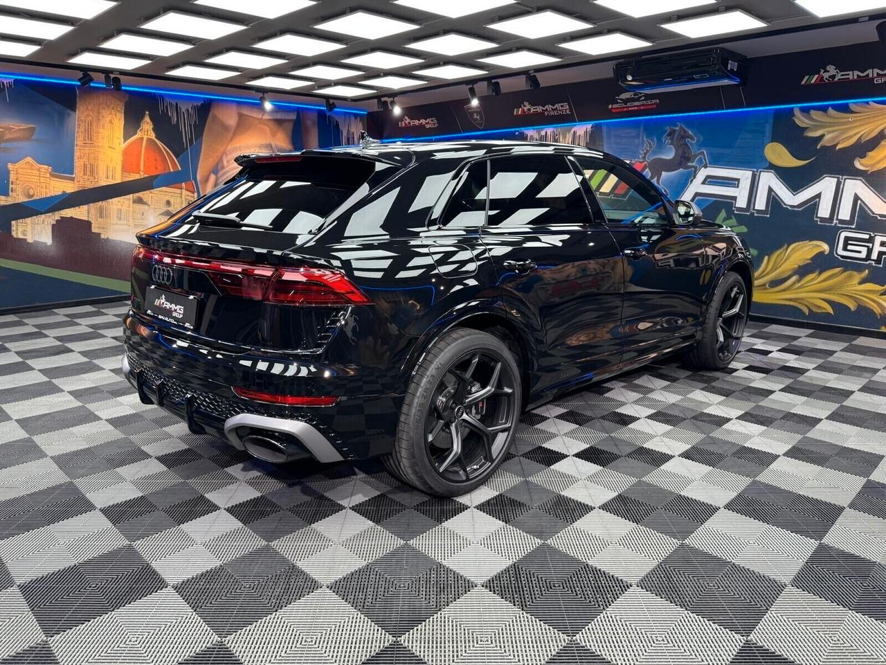 Audi Q8 RS TFSI V8 quattro tiptronic Performance (570)