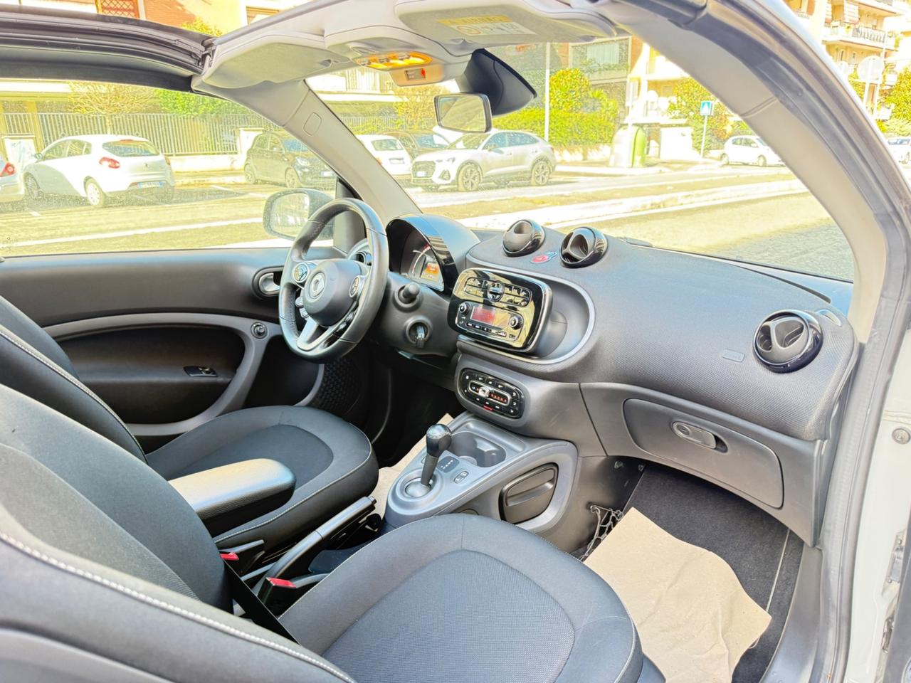 Smart ForTwo 90 0.9 T twinamic cabrio Passion LED PDC BLUETOOTH