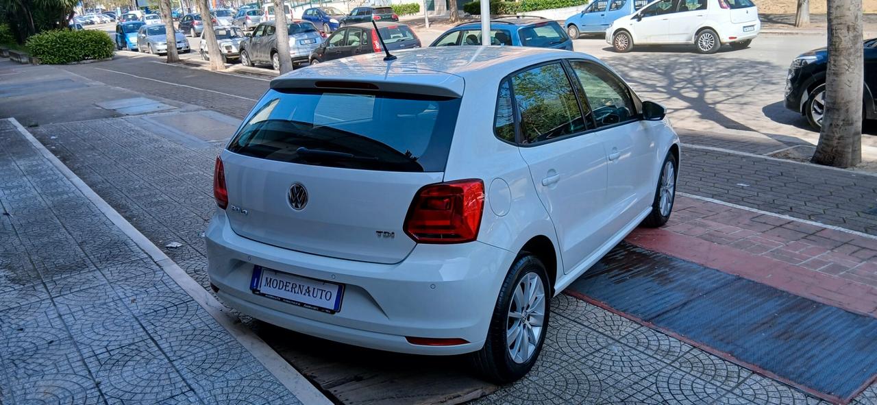 Volkswagen POLO 1.4 TDI 5p. HIGHLINE BlueMotion Technology
