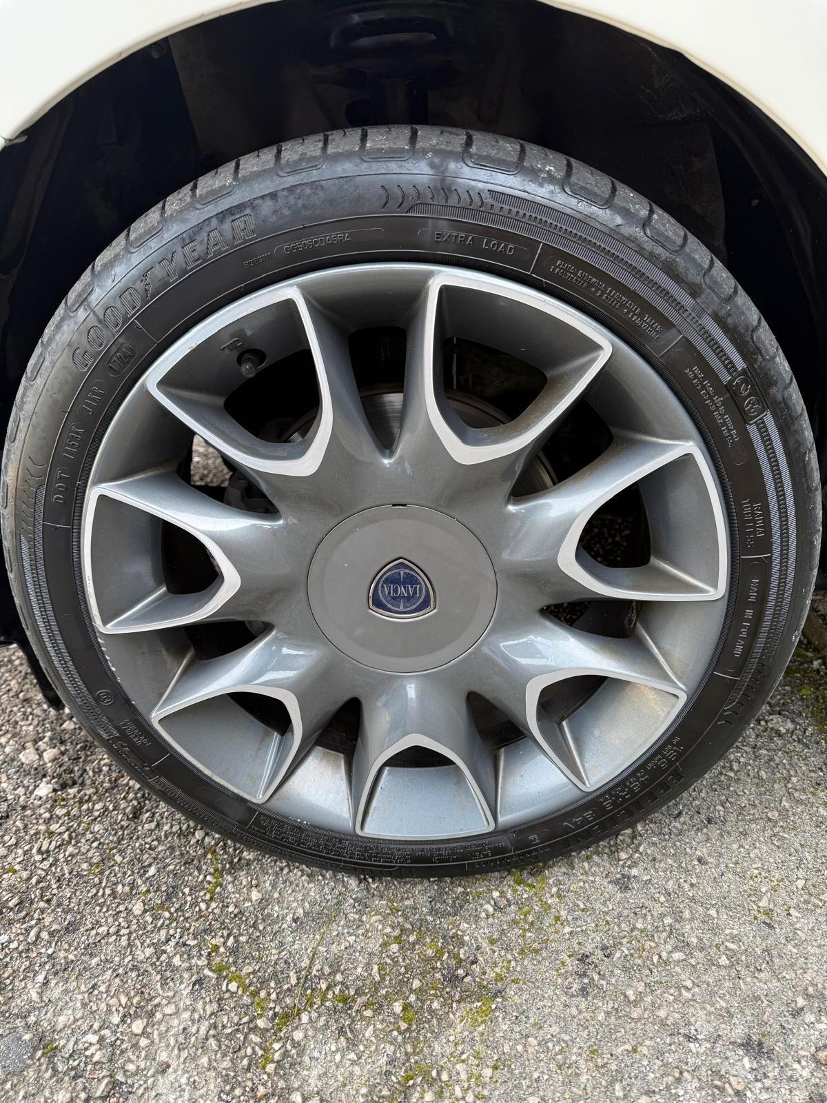 Lancia Ypsilon 1.3 MJT 16V 95 CV 5 porte S&S Platinum