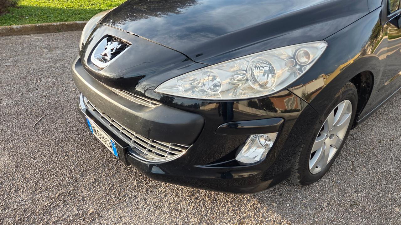 Peugeot 308 1.6 HDi 110CV 5p. Automatica