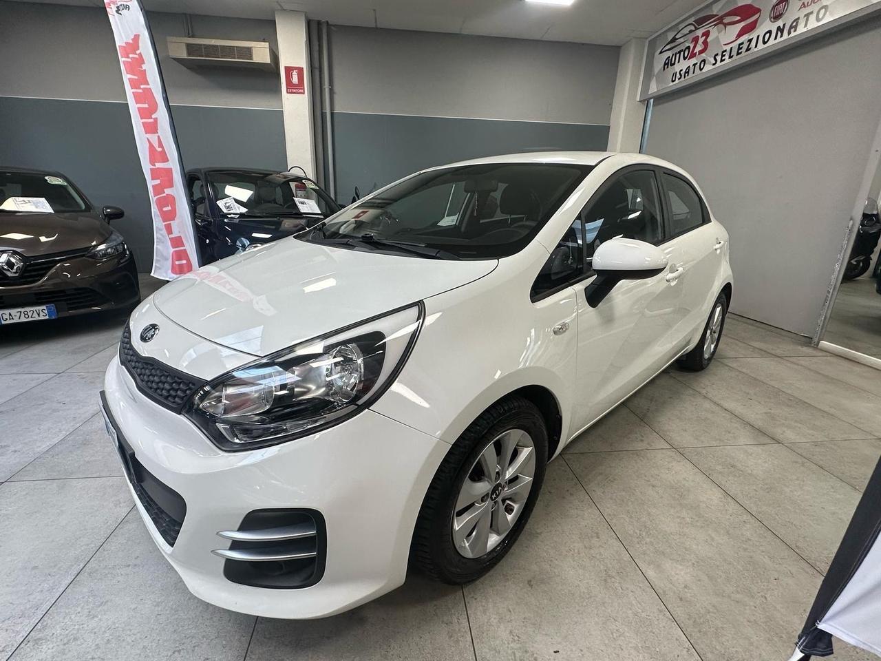 Kia Rio 1.1 CRDi 5p. Active 75CV Ok Neopatentati