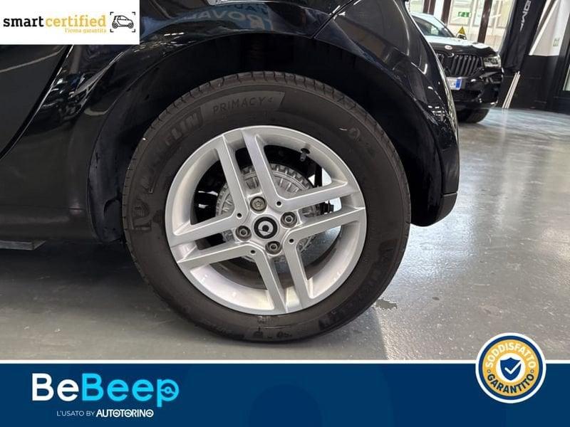 smart fortwo EQ PURE 22KW