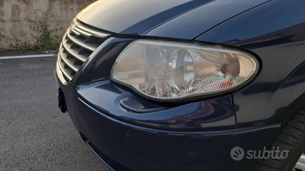 Chrysler Grand Voyager 2.8 CRD 7 POSTI