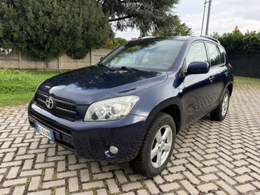 Toyota RAV 4 RAV4 2.2 D-4D 136 CV Luxury