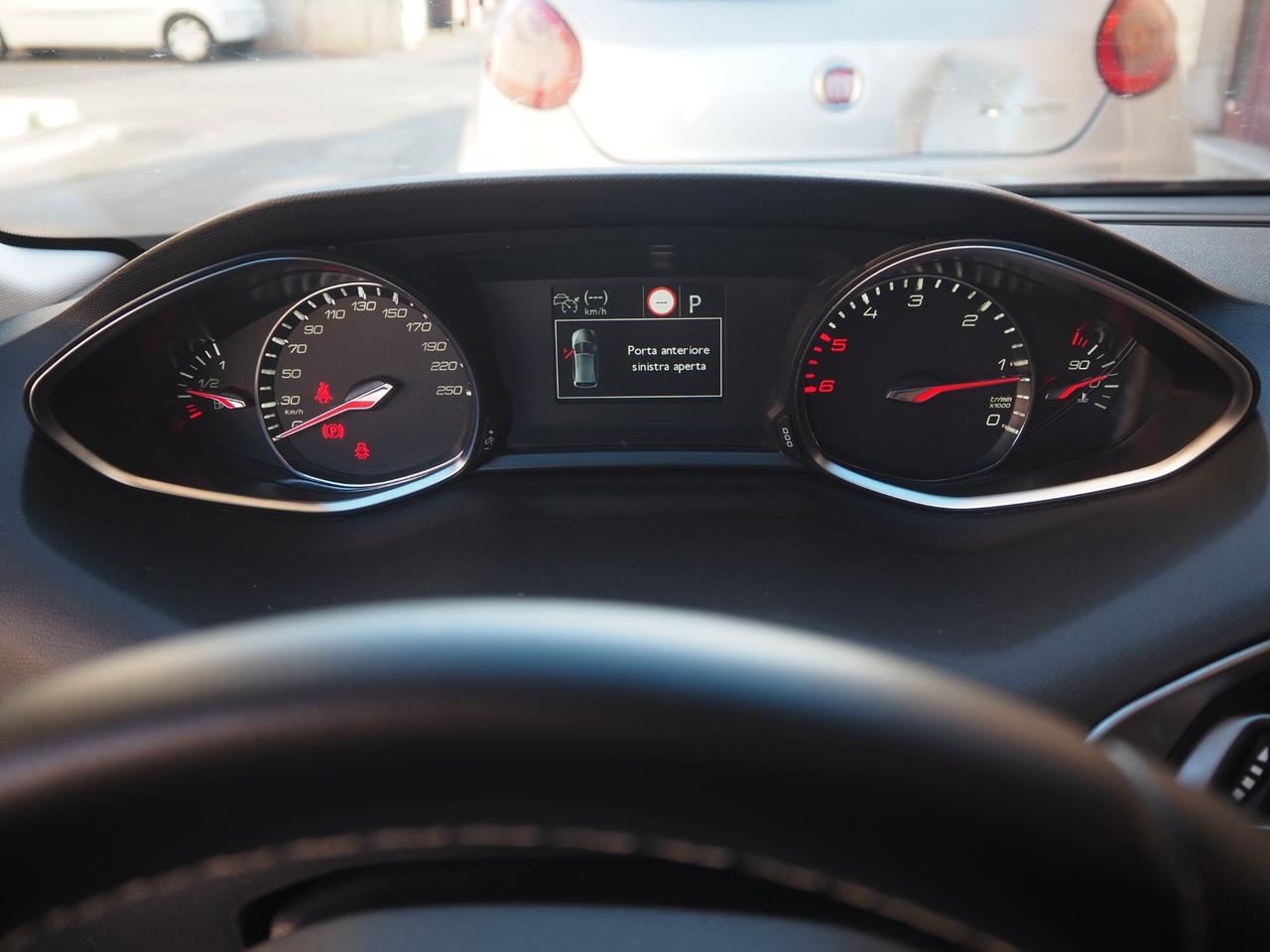 Peugeot 308 BlueHDi 130 S&S EAT8 Business