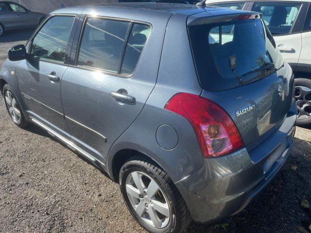 SUZUKI Swift 1.3 4x4 5p. GL