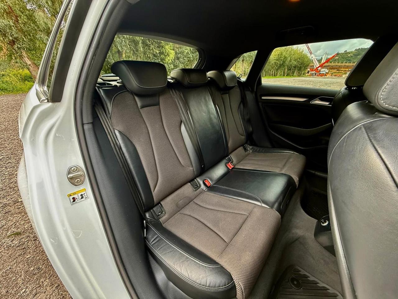 AUDI A3 30 TDI S TRONIC S LINE EDITION