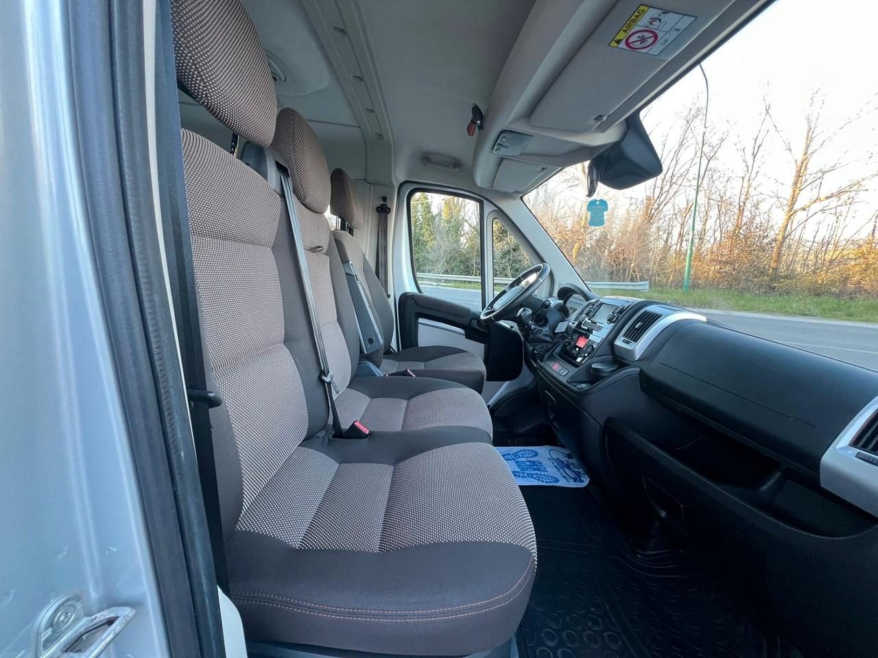 Peugeot Boxer 2.2 140cv 9 Posti