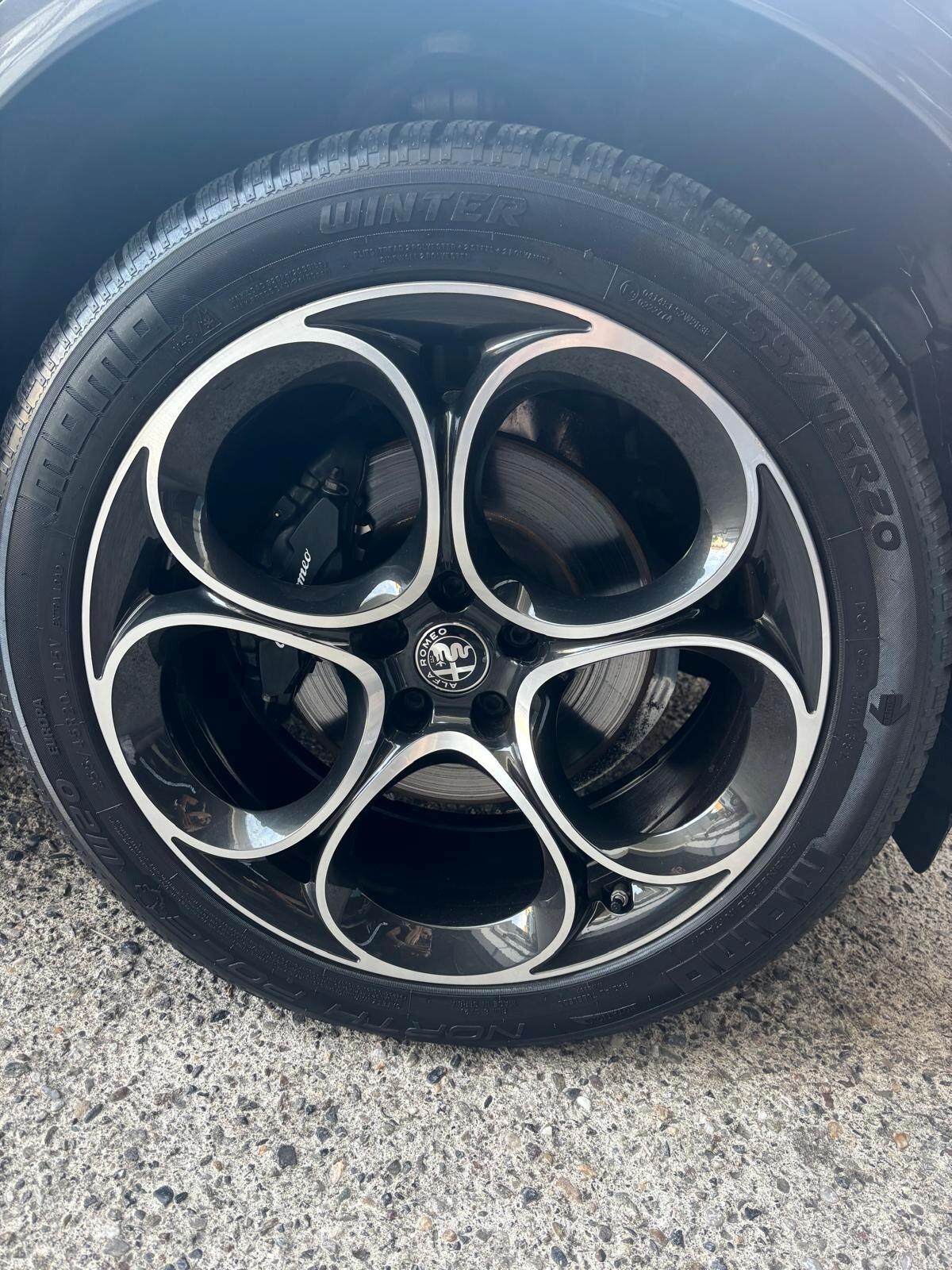 Alfa Romeo Stelvio 2.2 Turbodiesel 210 CV AT8 Q4 Veloce