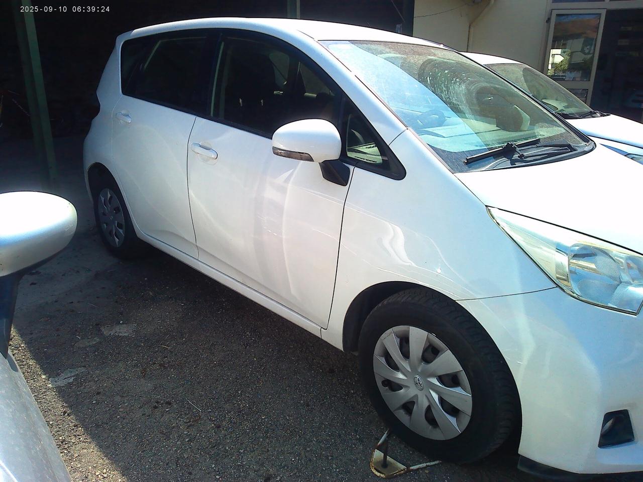 Toyota Verso-S 1.3 MT