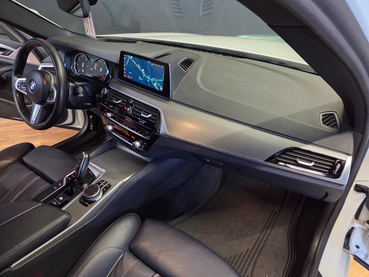 BMW 530 530 D XDRIVE TOURING MSPORT