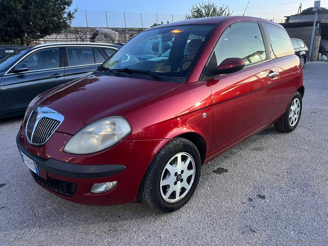 LANCIA Ypsilon 1.3 MJT 75 CV Argento