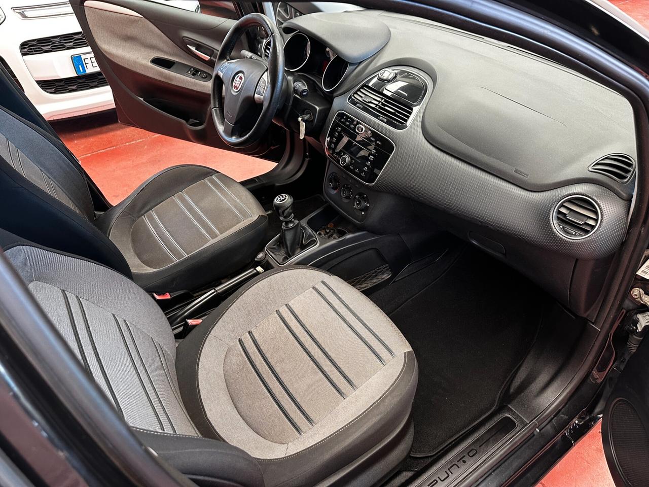 Fiat Punto Evo 1.4 5 porte Dynamic GPL
