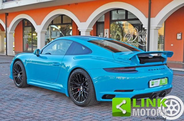 PORSCHE 911 3.0 Carrera 4 GTS Coupé