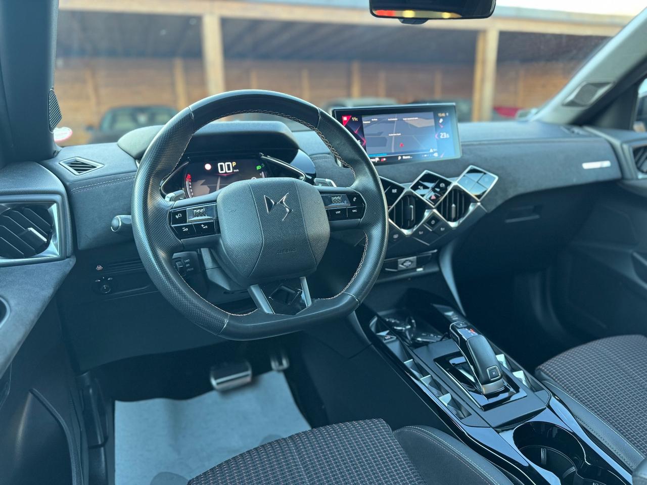 Ds DS3 3 Crossback PureTech 155 aut. Performance Line