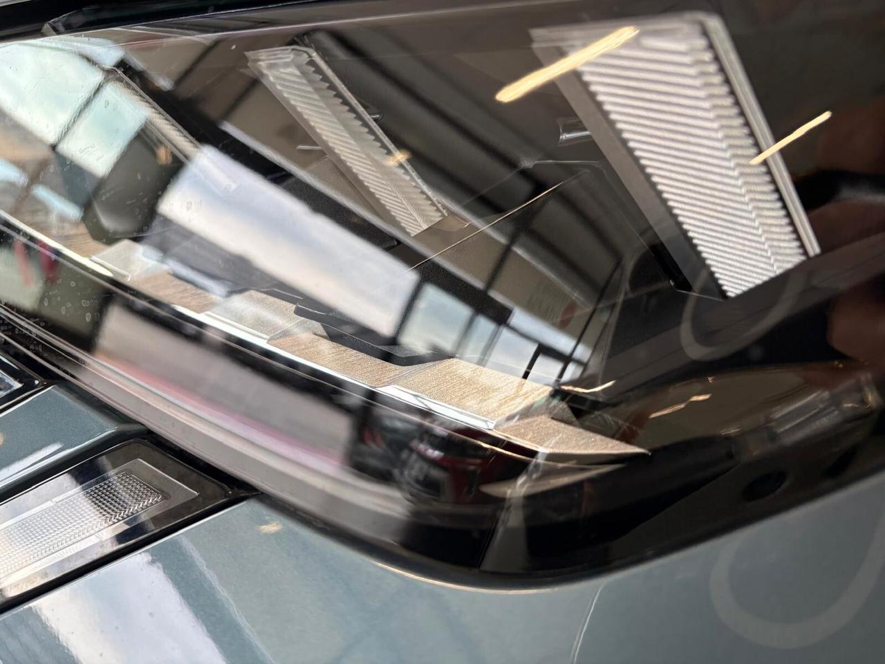 Peugeot 5008 GT EXCLUSIVE motore elettrico (73 kWh) SPOTICAR