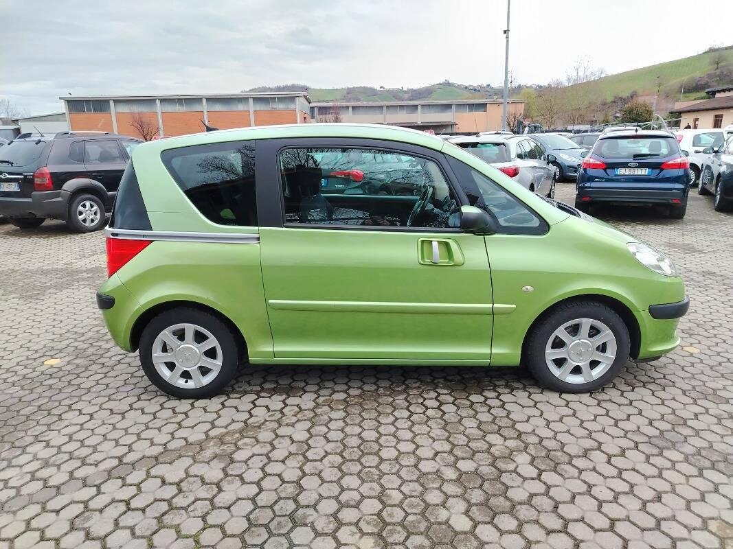 Peugeot 1007 1.4 hdi Trendy