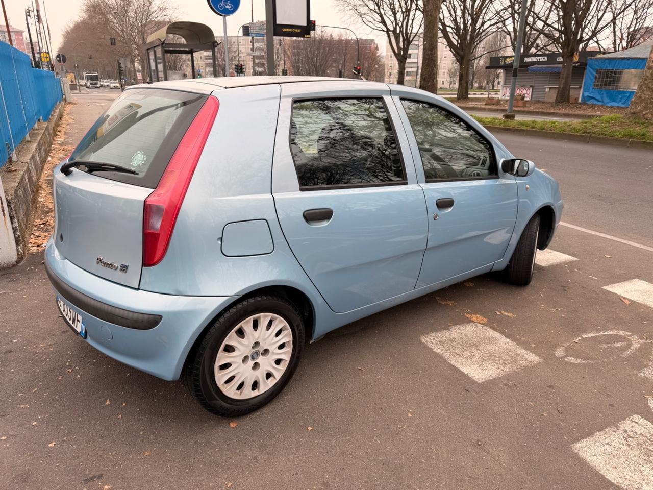 Fiat Punto 1.2i cat 5 porte HLX