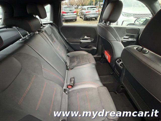 MERCEDES-BENZ B 180 d Automatic Premium AMG LINE