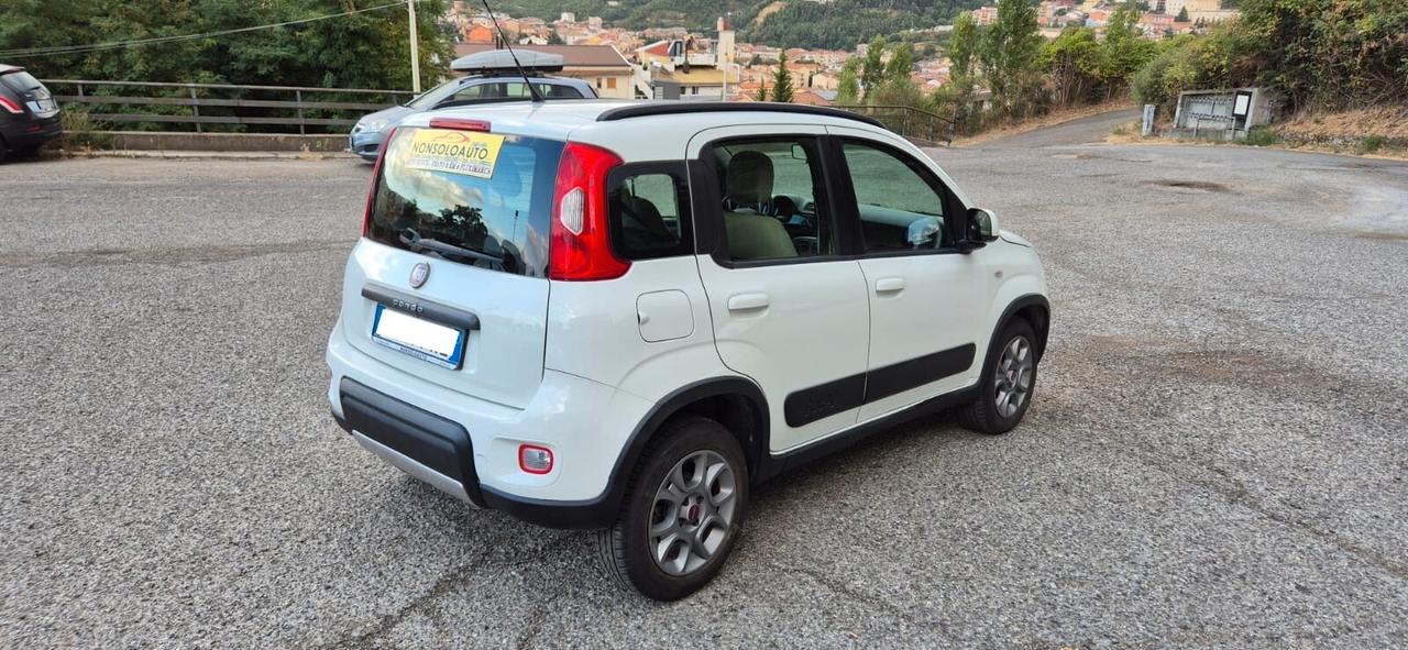 Fiat Panda 1.3 MJT 75cv Trekking- 2014- Iva detraibile
