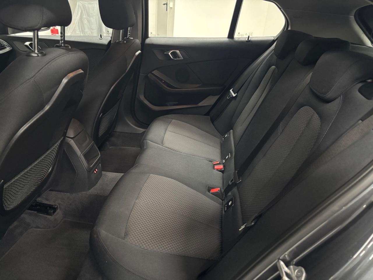 Bmw 116 116d 5p. Business Advantage Automatica