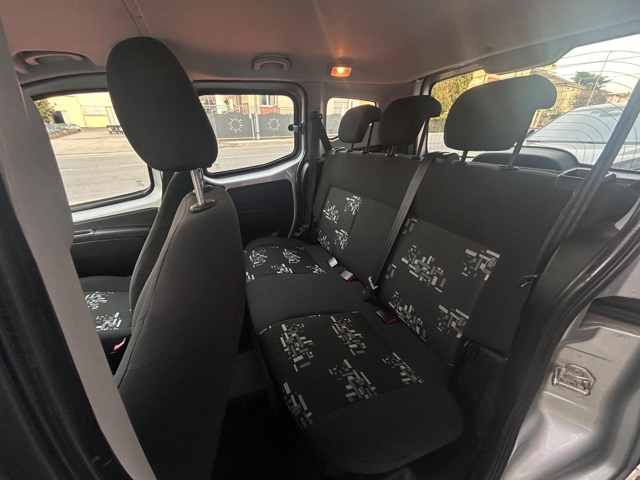 Fiat Qubo 1.3 MJT 75 CV Trekking