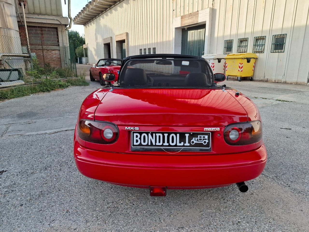 Mazda MX-5 1.8i 16V cat