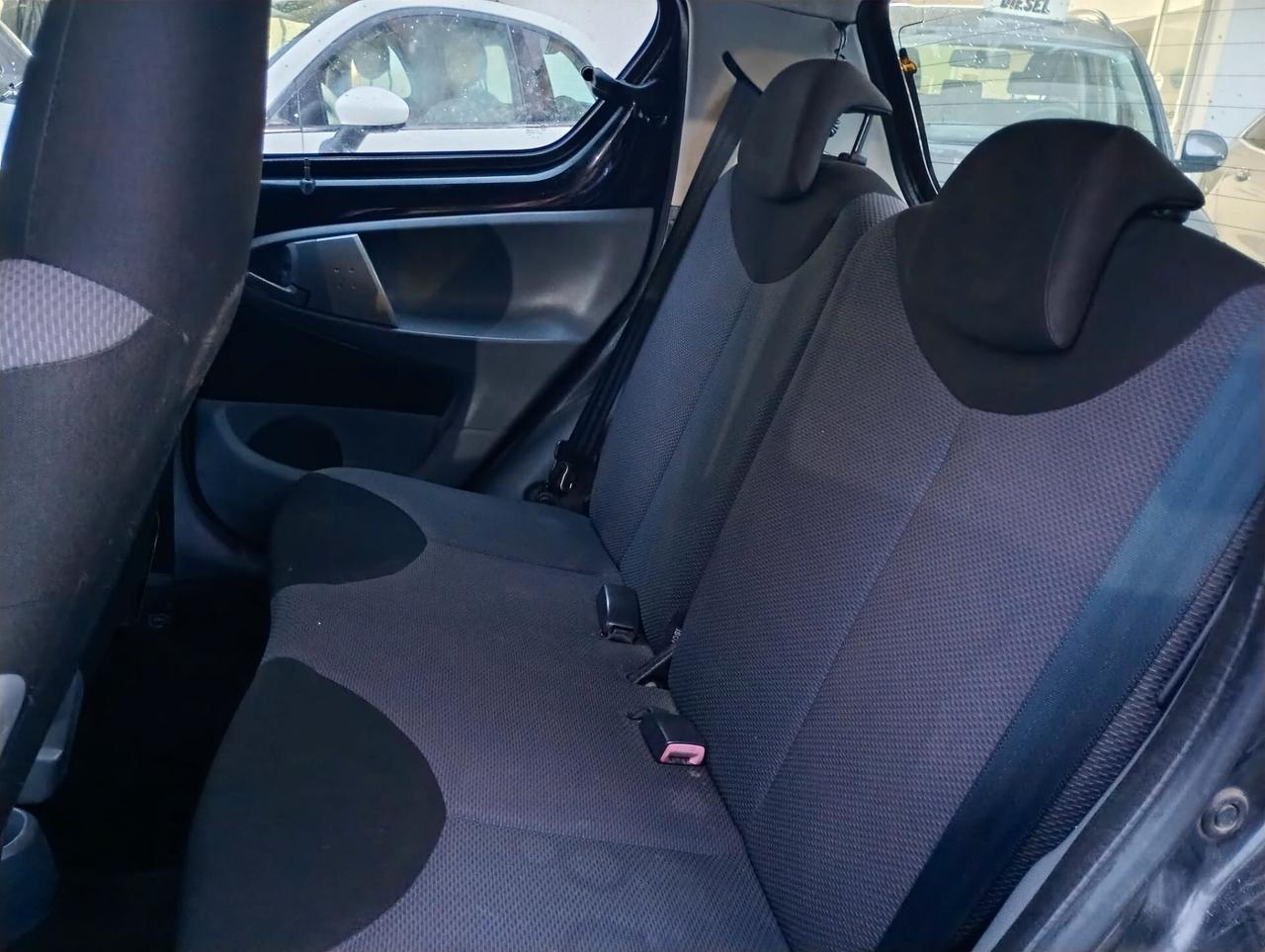 Toyota Aygo 1.0 12V VVT-i 5 porte Now