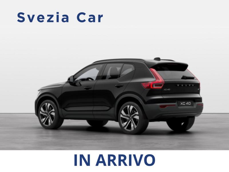 Volvo XC40 B3 automatico Plus Dark