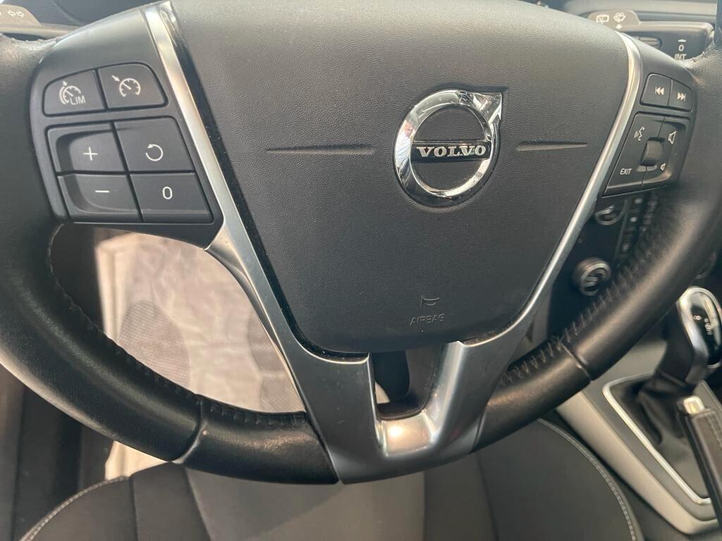 Volvo V40 BUSINESS PLUS D2 Geartronic