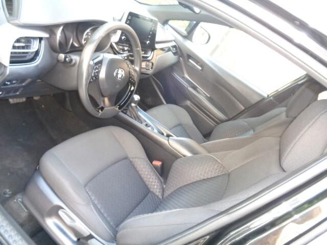 Toyota C-HR 1.8 Hybrid E-CVT Active NESSUN VINCOLO DI FINANZIAMENTO