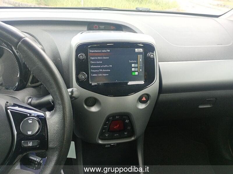 Toyota Aygo II 2018 5p 5p 1.0 x-play 72cv