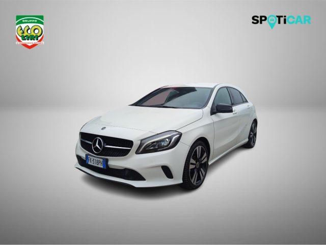 MERCEDES-BENZ A 180 d Sport- NIGHT PACK