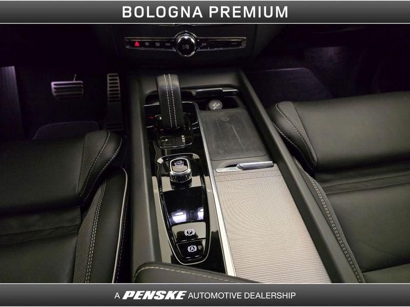 Volvo XC60 XC60 B4 (d) Geartronic R-design