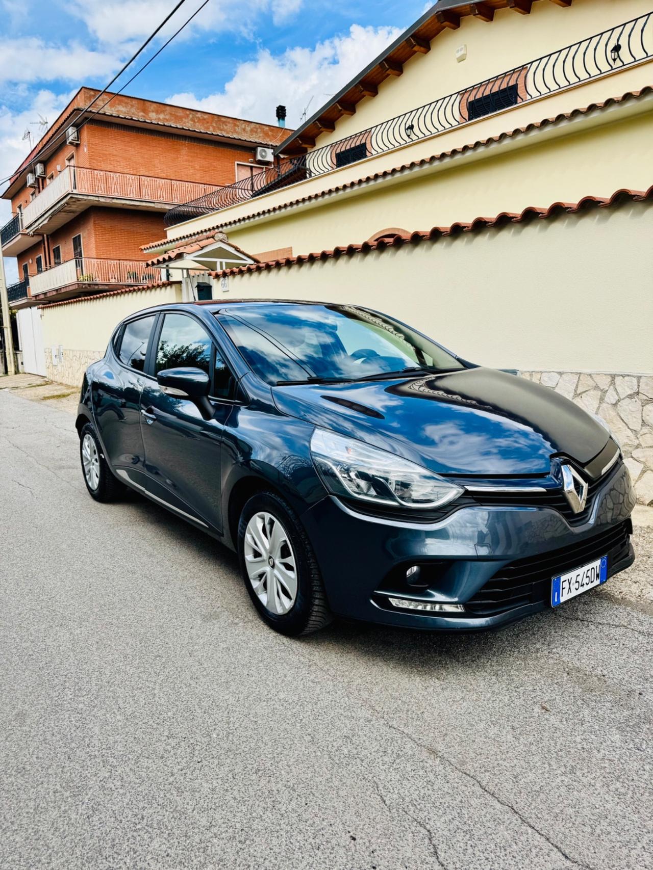Renault Clio 1.5 dCi Costume national